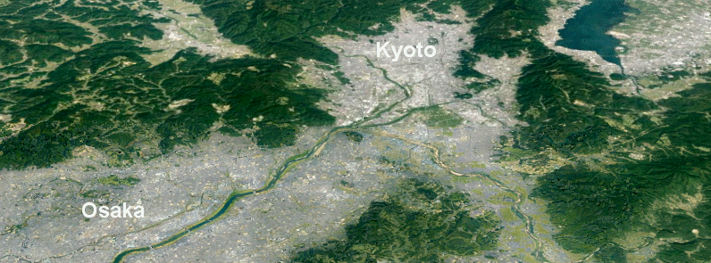京都は山に囲まれた盆地