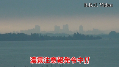 濃霧注意報発令中!! 琵琶湖南湖は曇天微風のベタナギガラ空きです #今日の琵琶湖（YouTubeムービー 22/11/18）