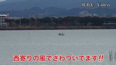 比良山が初冠雪!! 琵琶湖南湖は今日もガラ空きです #今日の琵琶湖（YouTubeムービー 22/12/01）