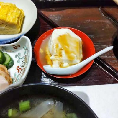 富士屋旅館朝食の十二庵の豆腐
