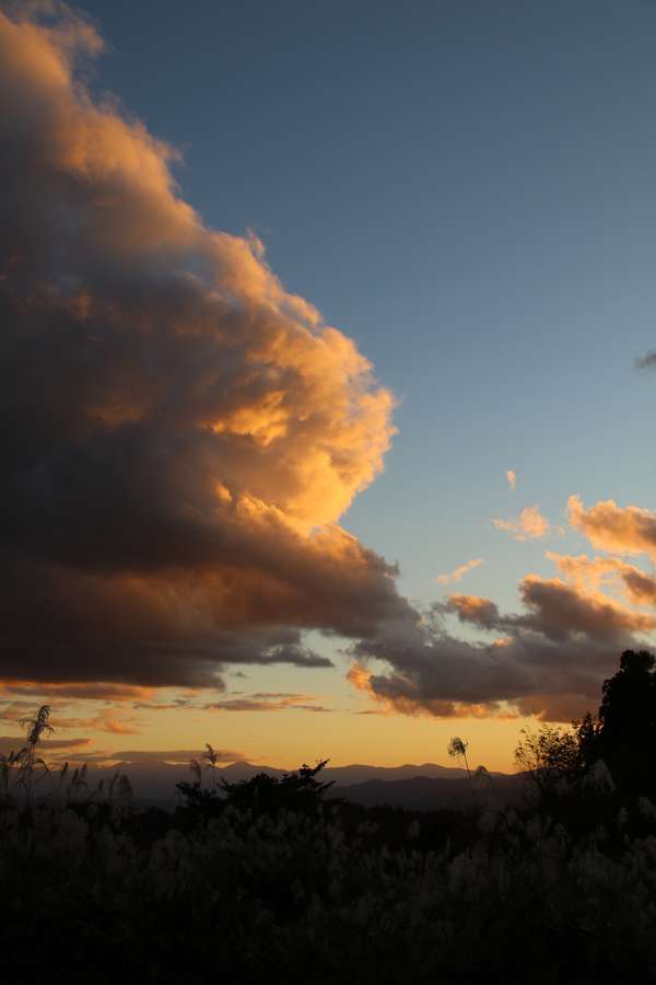 外之沢の棚田を見下ろす高台から見た夕景
