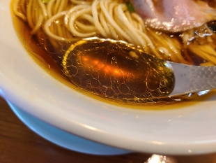 清水魚沼　担々麺　スープ
