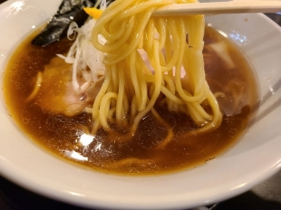 八 堀之内店　朝ラーメン　麺スープ