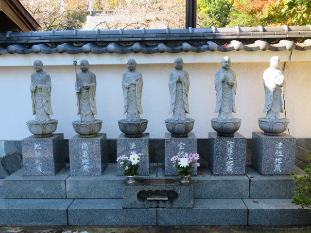 寿福寺の山門２