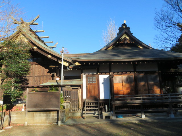 平尾杉山神社の本殿５