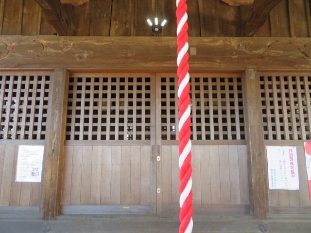 長尾神社の社殿４