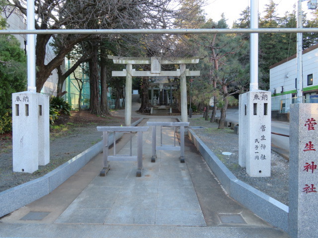 菅生神社の鳥居１