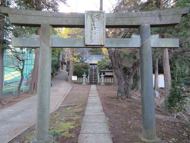 菅生神社の参道６