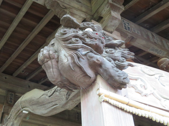 菅生神社の社殿８