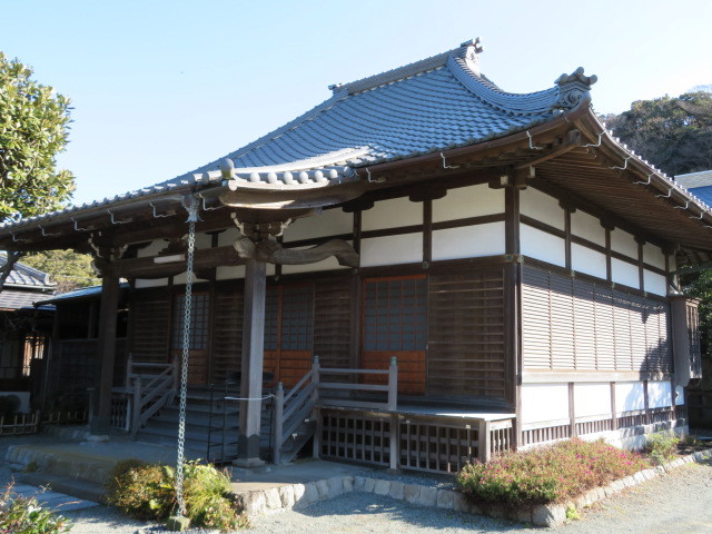 実相寺の本堂５