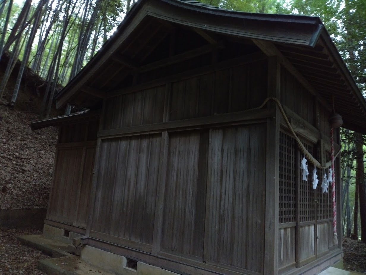 九郎明神社の社殿８