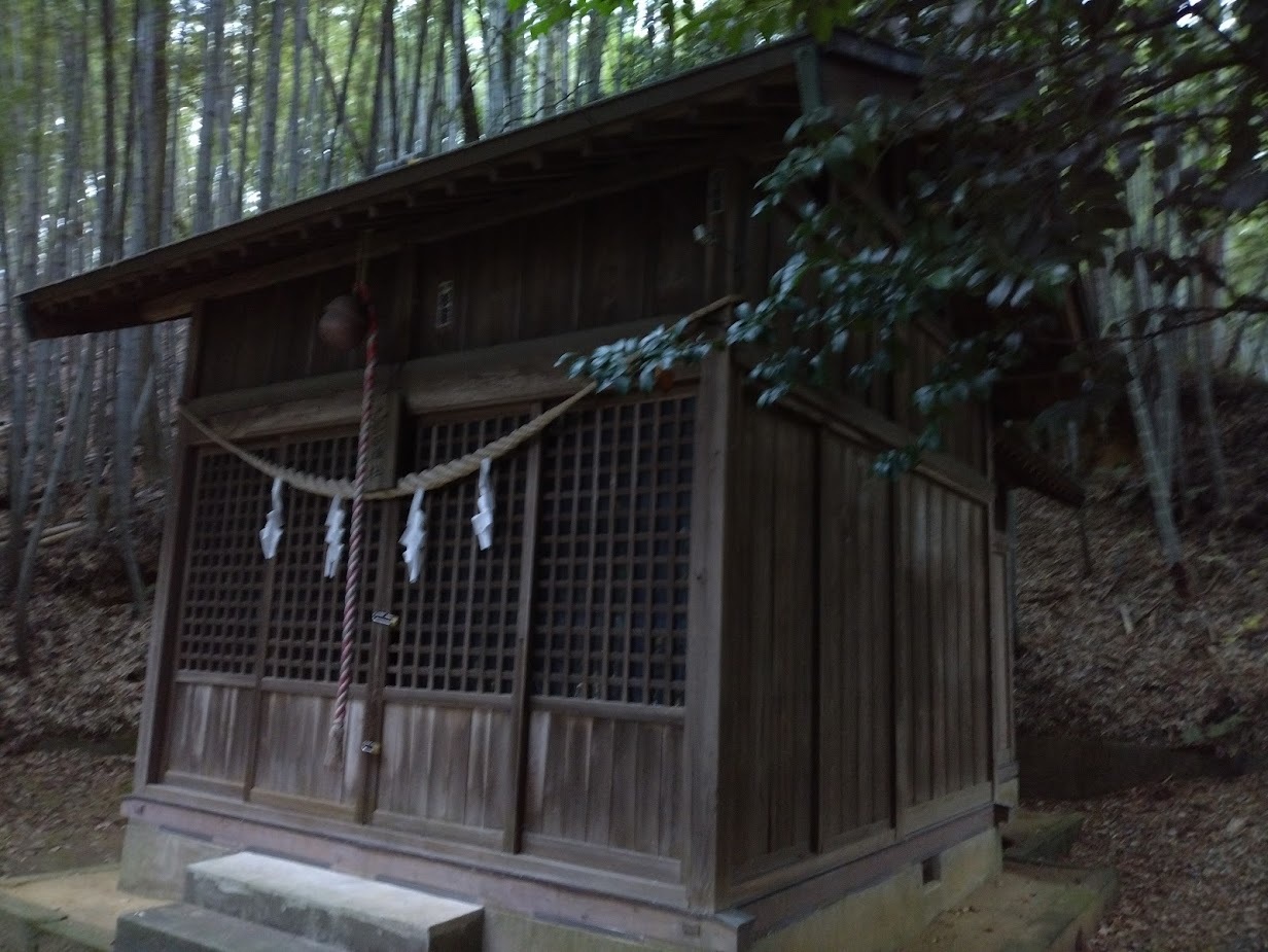 九郎明神社の社殿７