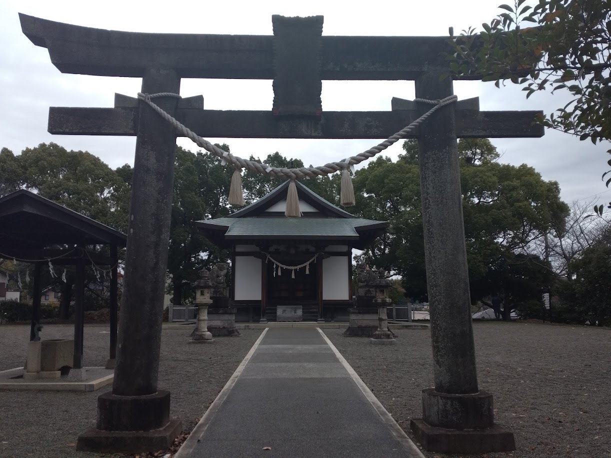 上恩田杉山神社の鳥居４