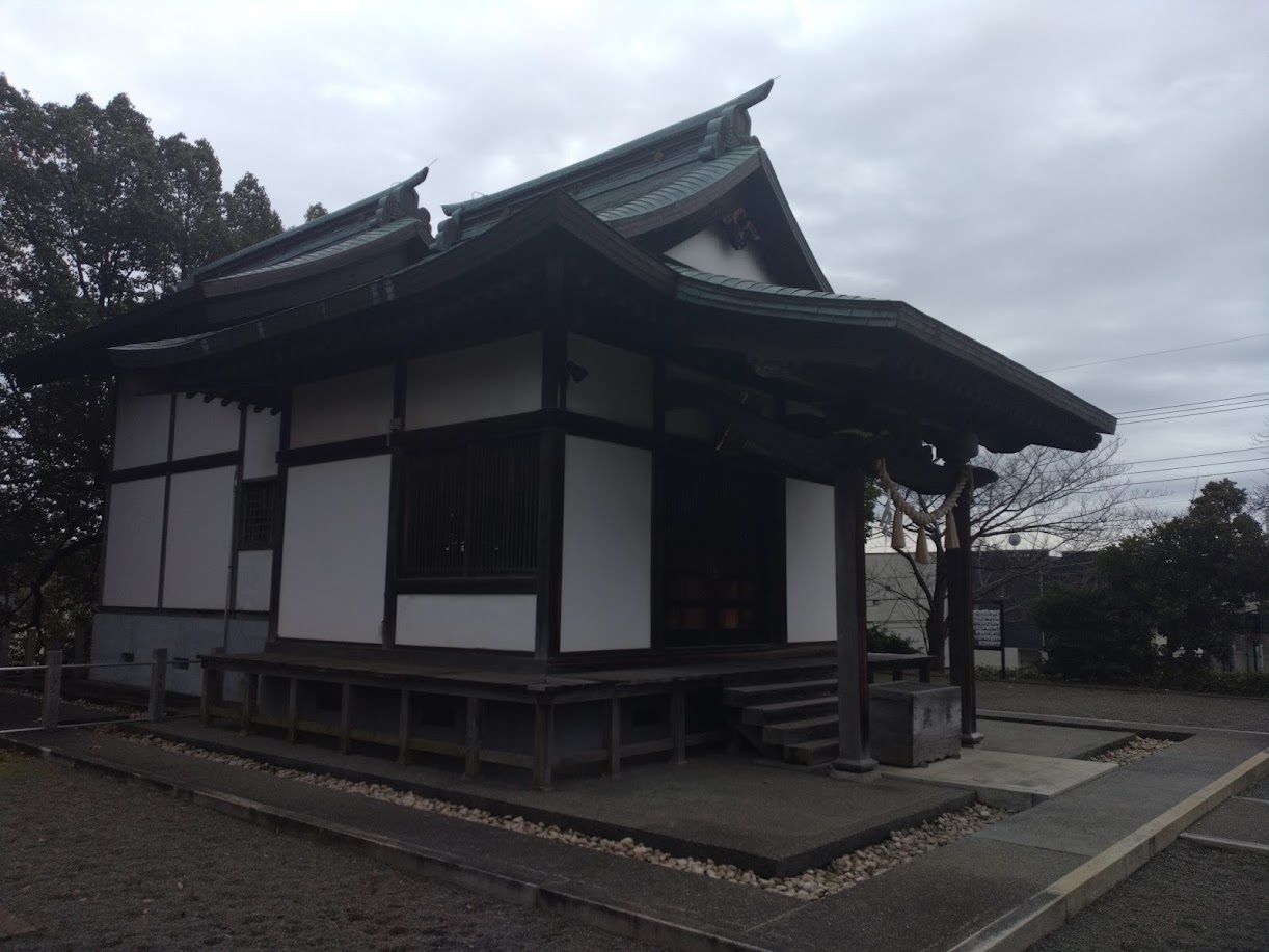 上恩田杉山神社の社殿１０