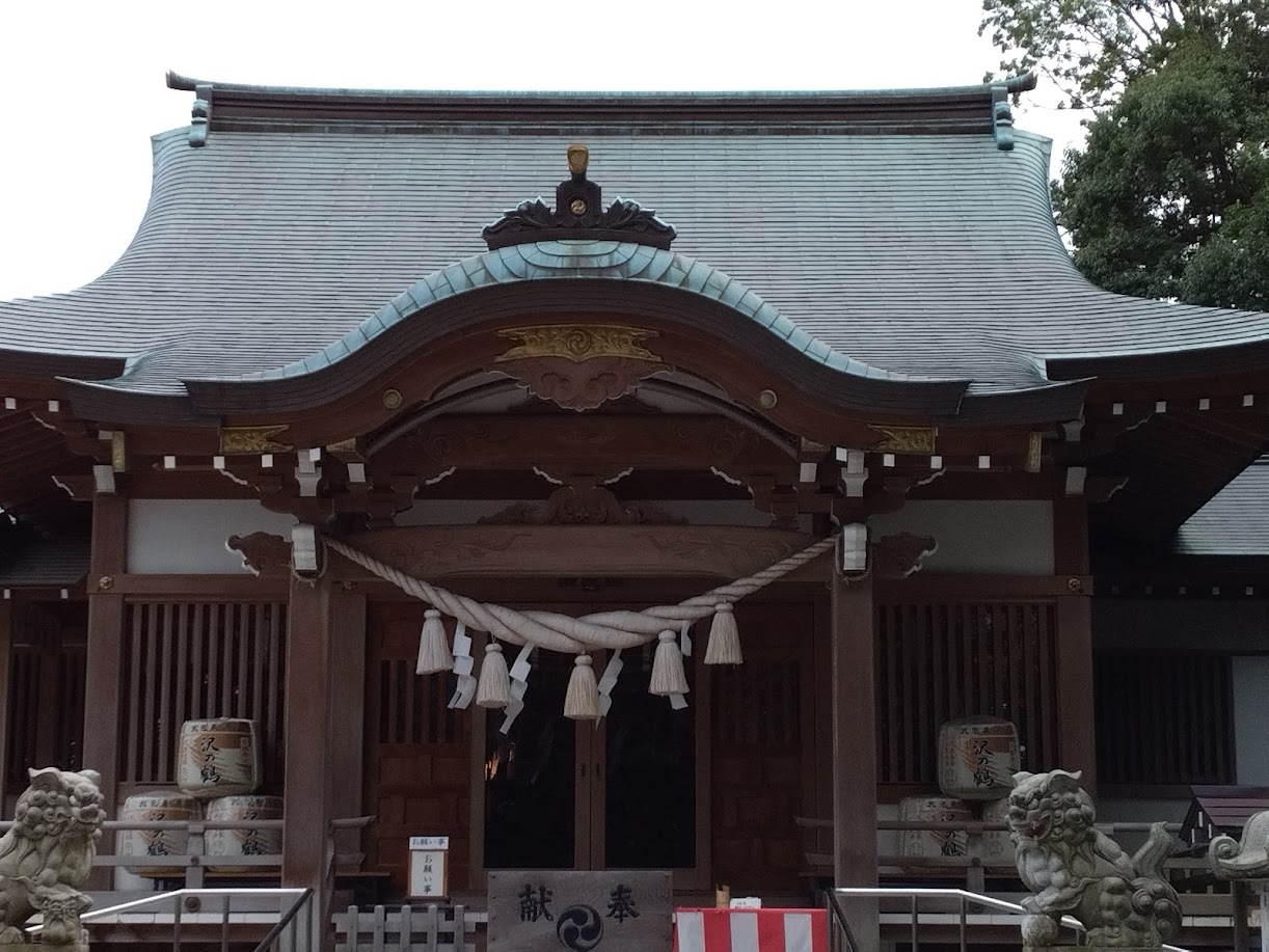 神鳥前川神社の社殿３