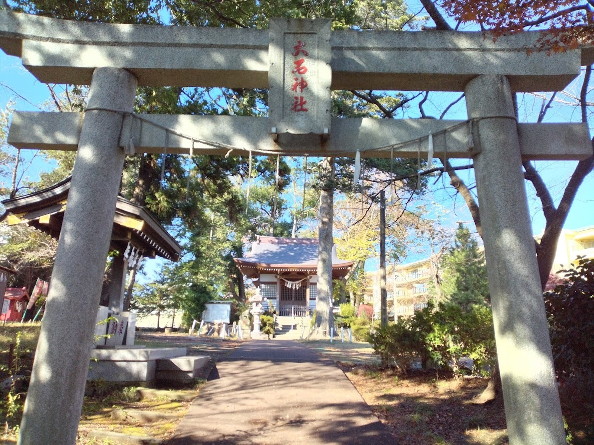 大石神社の参道３