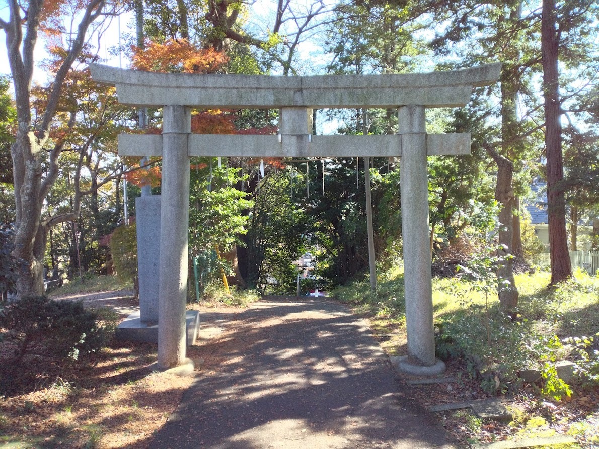 大石神社の参道６