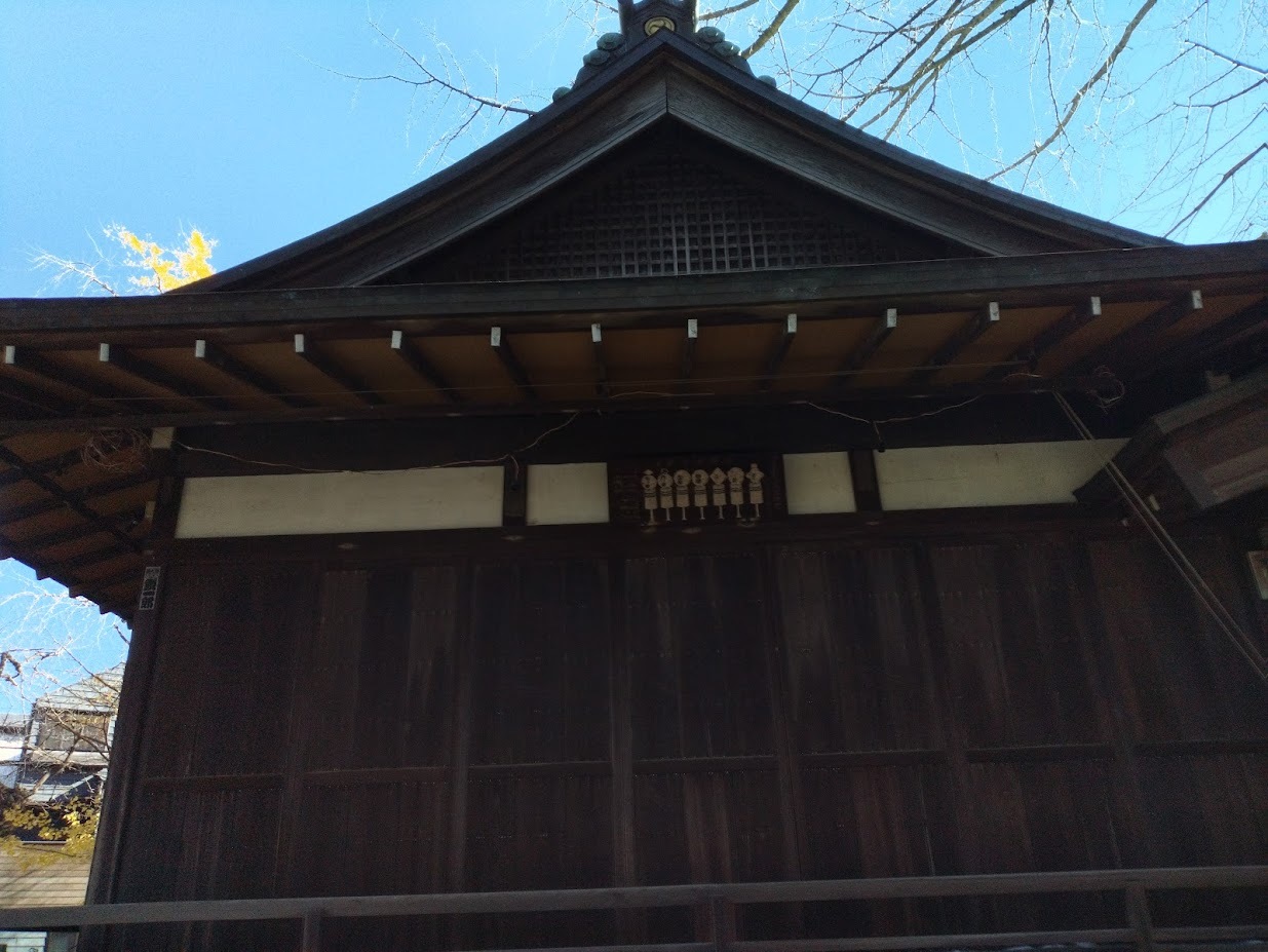 小杉神社の境内８