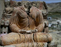 イスラム教信者に破壊された仏像